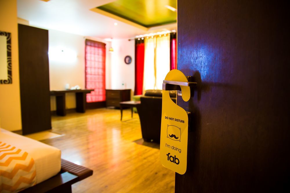 Super Collection O Sakshi Hotel Gurgaon Exterior photo